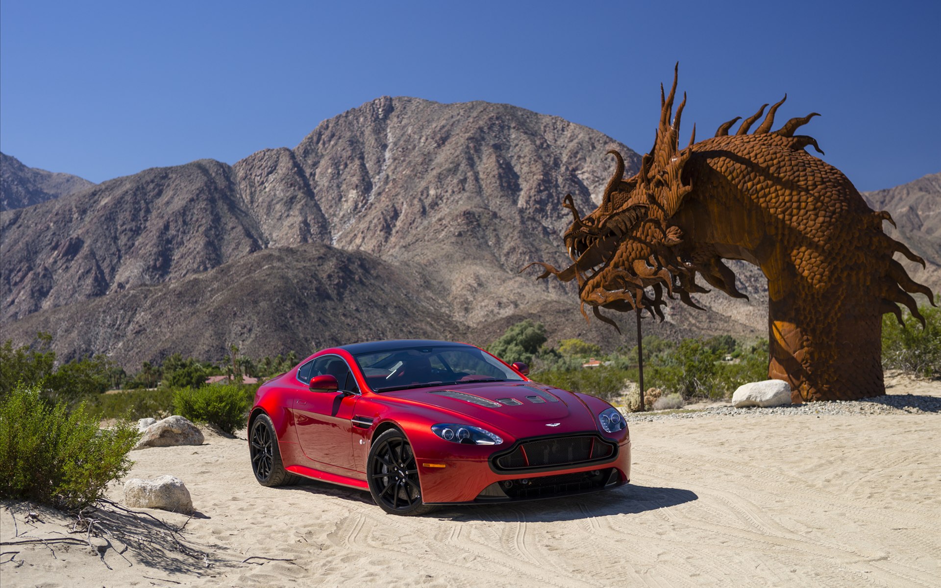 Aston Martin V12 Vantage S 2014
